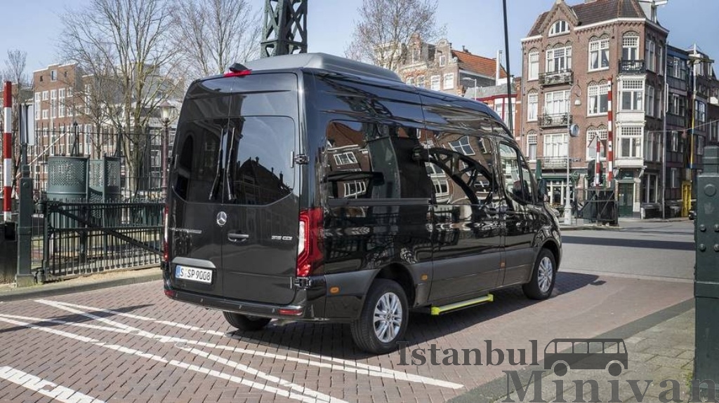 rental car minivan sightseeing tour with guide driver istanbul