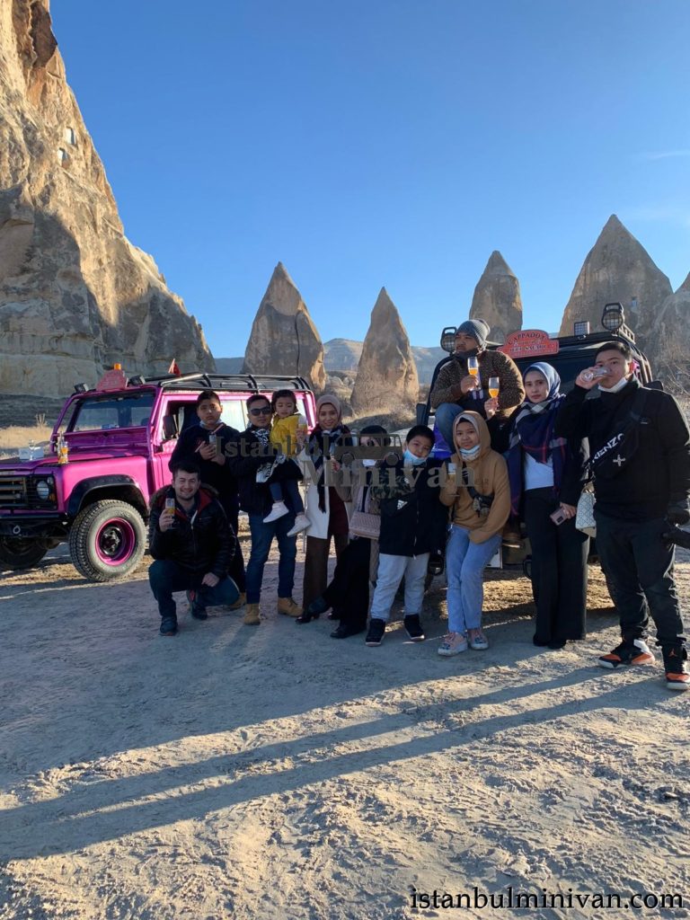 jeep safari in cappadocia, rent a jeep in cappadocia nevsehir, urgup with driver, rent a minivan in urgup goreme with driver, uchisar
