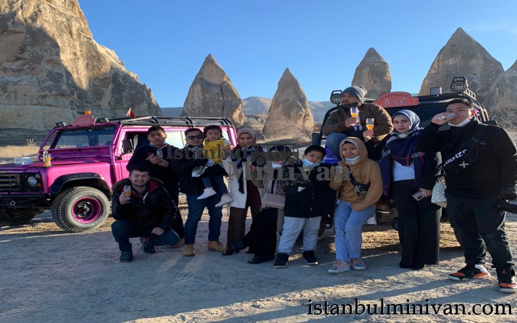 jeep safari in cappadocia, rent a jeep in cappadocia nevsehir, urgup with driver, rent a minivan in urgup goreme with driver, uchisar