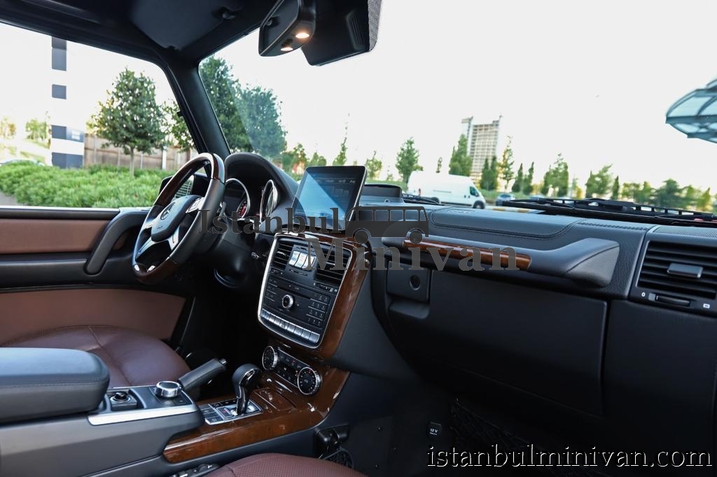 Rent a Mercedes G350 Suv in Istanbul turkey with driver
