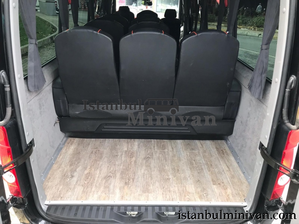 Rent a Vip Wolksvagen Caravelle Minivan in Istanbul