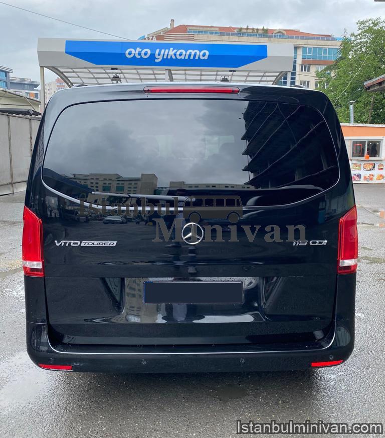 self driver mercedes vito minivan without driver in istanbul turkey